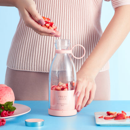 Mini Portable Electric Juicer – USB Rechargeable 350ml