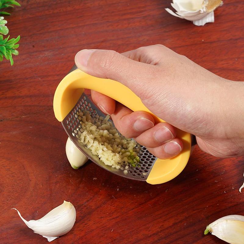 Stainless Steel Garlic Press – Non-Slip Ergonomic Handle (view 5)